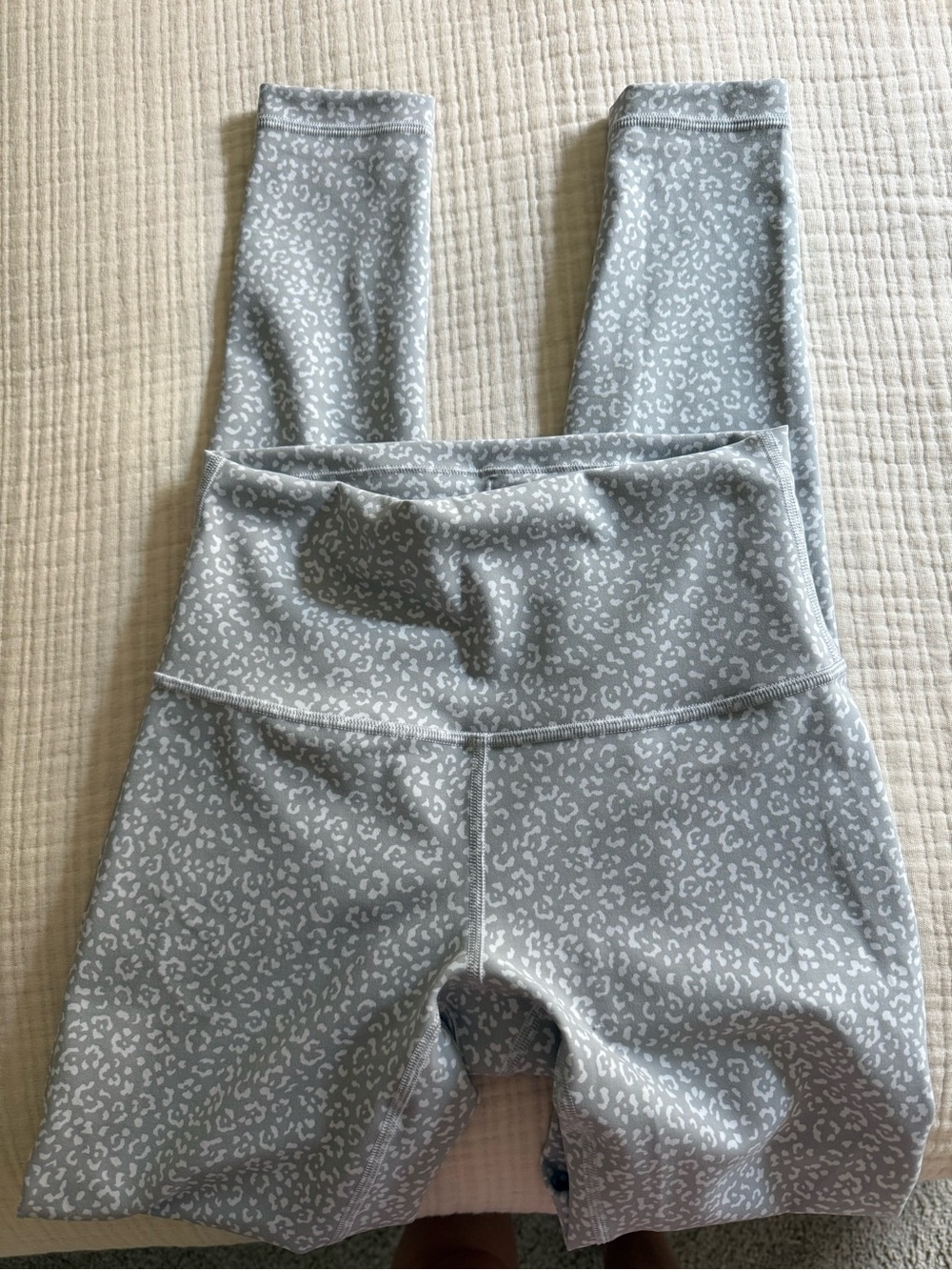 lululemon athletica Light Gray and White Leopard Print Leggings (Size 4)